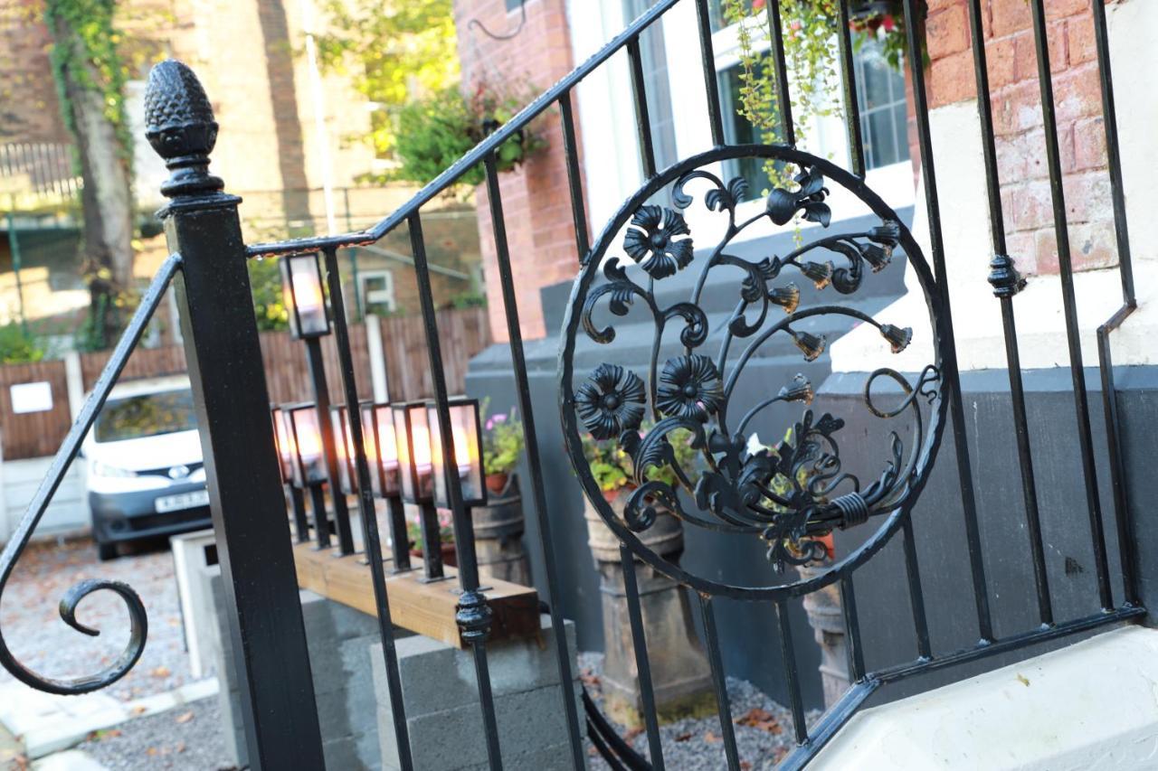 Hazeldean Hotel Prestwich Exterior photo